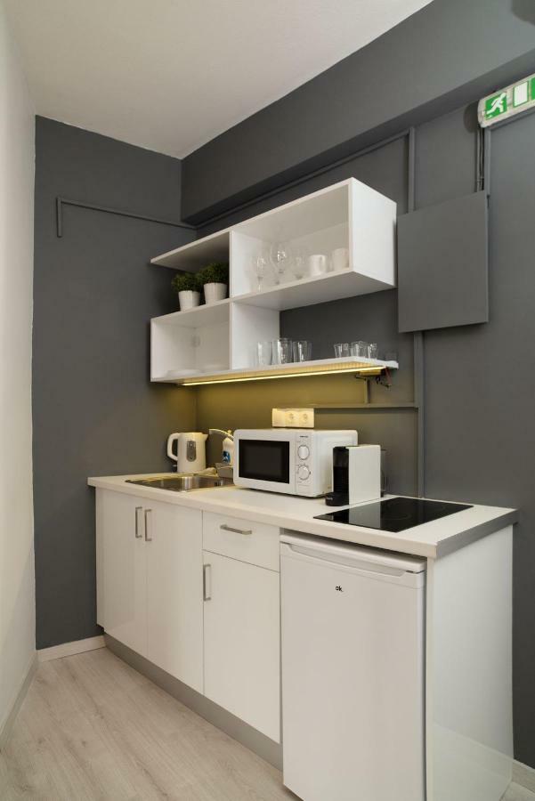 Apartamento Plaka Heart Atenas Exterior foto